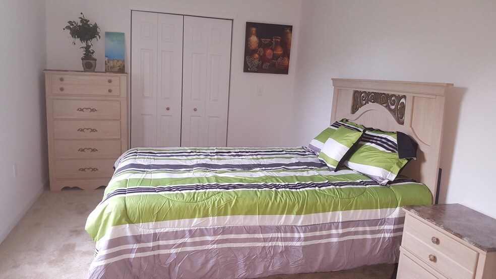 More Photos Of 105 2nd St, Lake Park Apartments For Lease