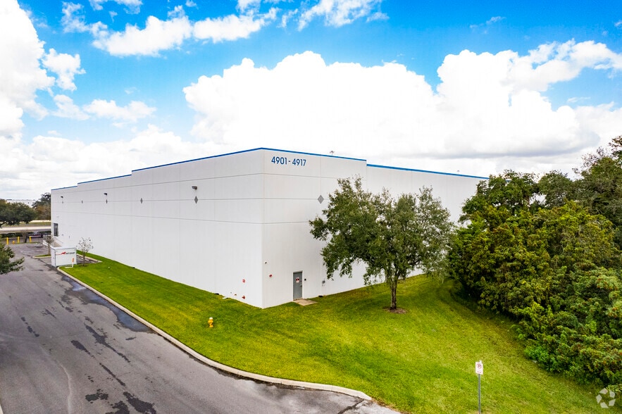 More Photos Of 8600-8655 Elm Fair Blvd, Tampa Unknown For Lease