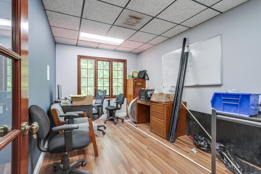 More Photos Of 110 Civic Center Dr, Vista Office For Sale