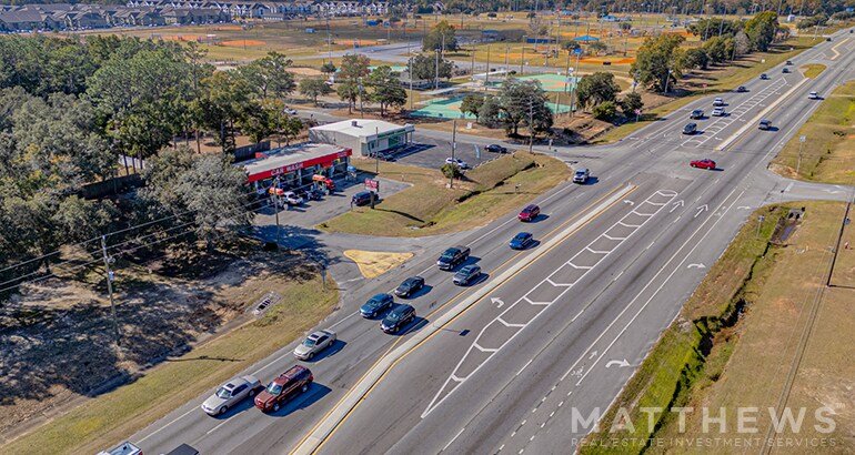 More Photos Of 701 E Nine Mile Rd, Pensacola Freestanding For Sale