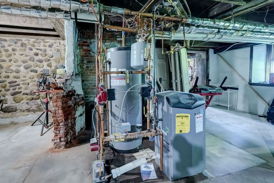 More Photos Of 4495 W Henrietta Rd, Henrietta Office For Sale