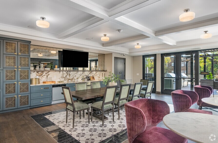 More Photos Of 695 Grand Ave, Saint Paul Apartments For Lease