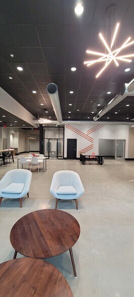 More Photos Of 7100-7140 Foundry Row, Liberty Township Coworking Space