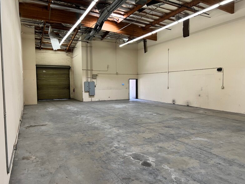 More Photos Of 1846 W 11th St, Upland Warehouse For Sale