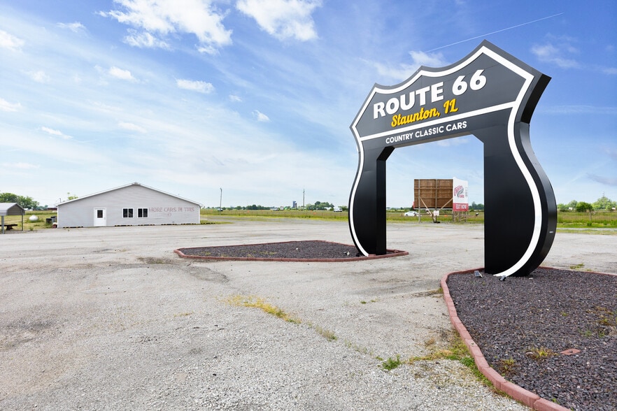 Primary Photo Of 2149 E Frontage Rd, Staunton Auto Dealership For Sale