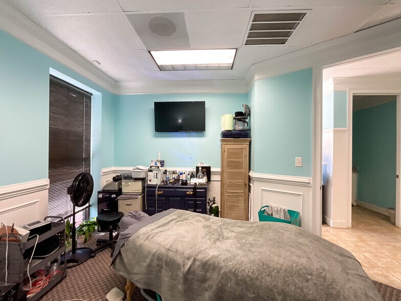 More Photos Of 4475 Morris Park Dr, Mint Hill Office For Sale