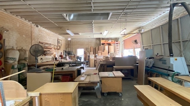 More Photos Of 4611 Exposition Blvd, Los Angeles Warehouse For Lease