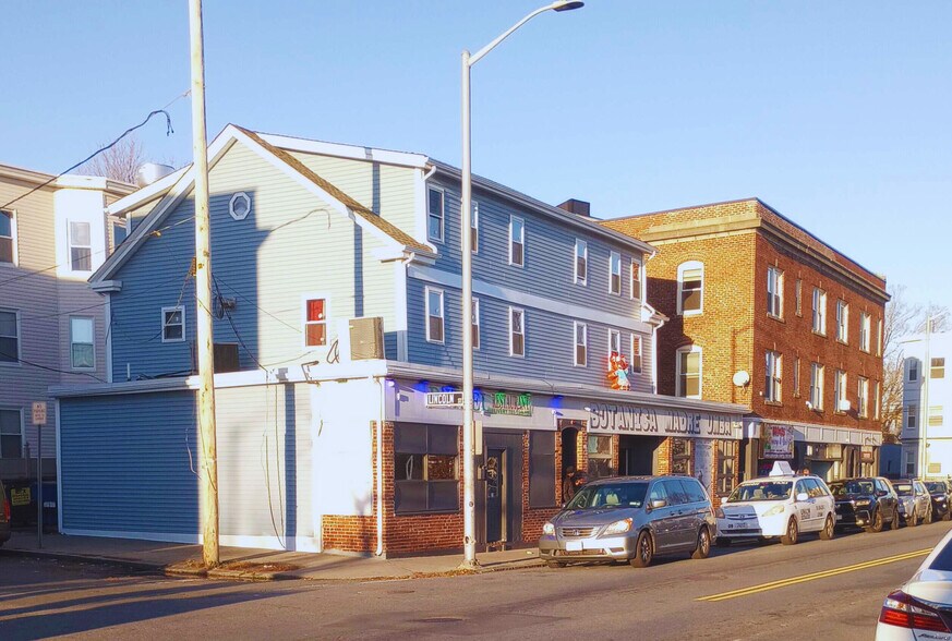 More Photos Of 1-7 Union St, Lynn Apartments For Sale