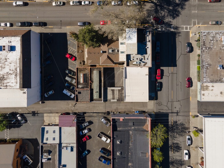 More Photos Of 412 Washington St, The Dalles Freestanding For Sale