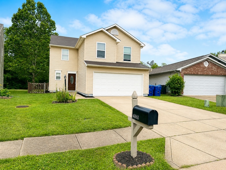 Primary Photo Of 4060 Crabtree Ct, Indianapolis Apartments For Sale