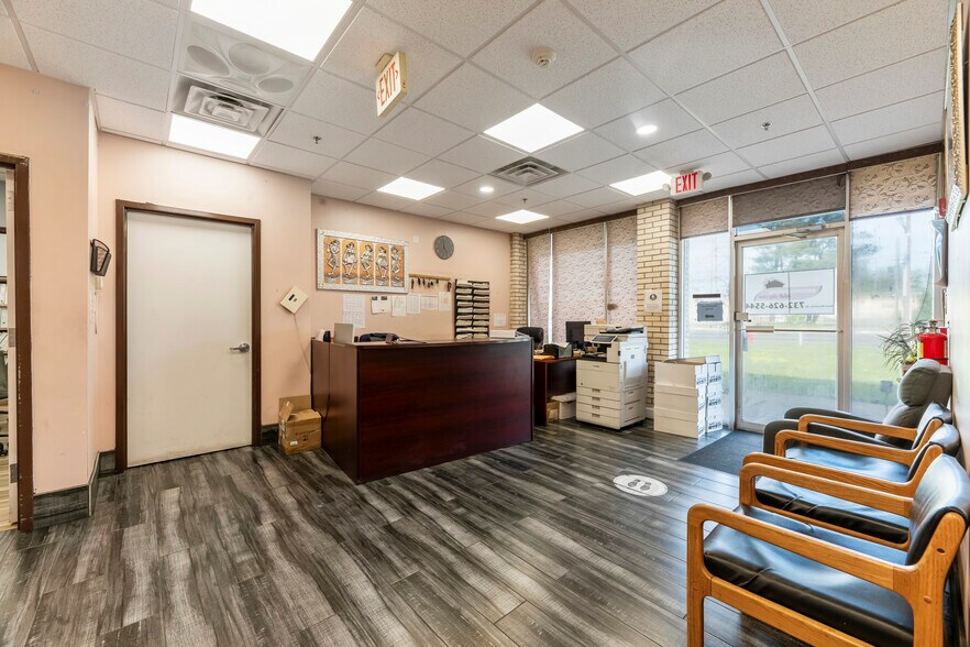 More Photos Of 1501 Livingston Ave, North Brunswick Medical For Lease