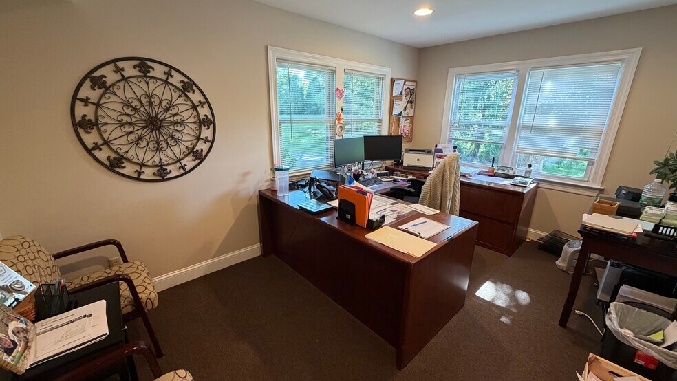 More Photos Of 205 State Route 31 N, Washington Office Residential For Sale