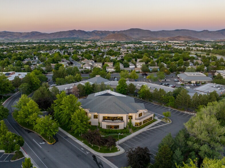 More Photos Of 1450 Ridgeview Dr, Reno Office For Lease