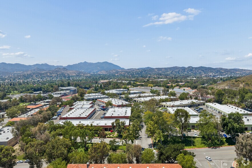More Photos Of 31304-31348 Via Colinas, Westlake Village Unknown For Lease