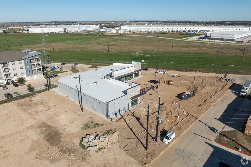 More Photos Of 3445 W Grand Pky N, Katy Storefront For Lease