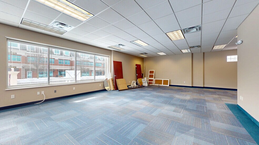 More Photos Of 119 Hebron Ave, Glastonbury Freestanding For Lease