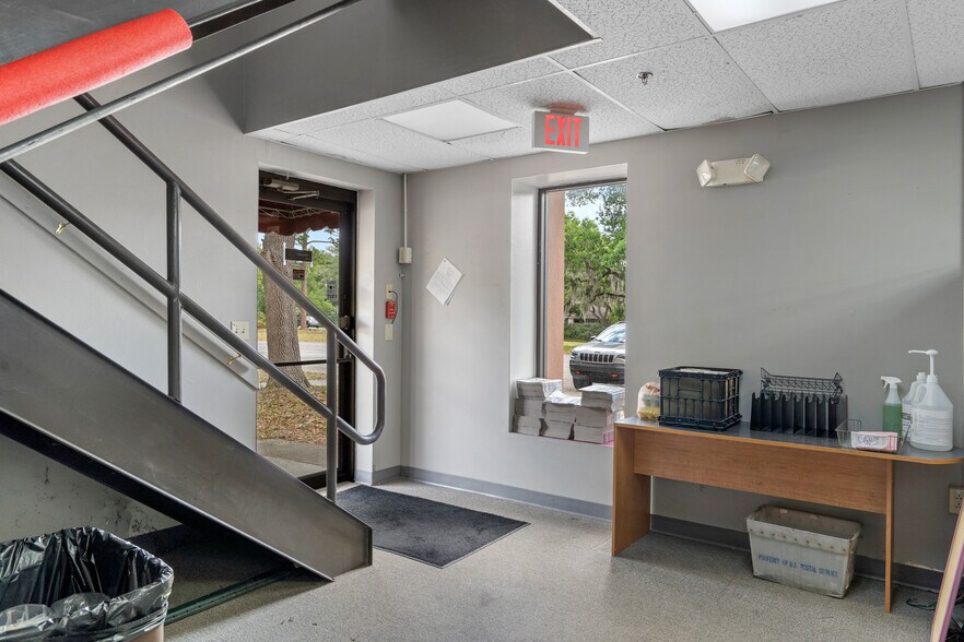 More Photos Of 1624 N Meadowcrest Blvd, Crystal River Manufacturing For Lease