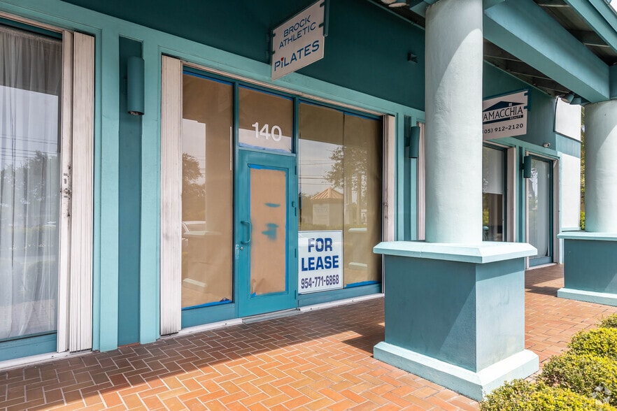 More Photos Of 5975 N Federal Hwy, Fort Lauderdale Unknown For Lease