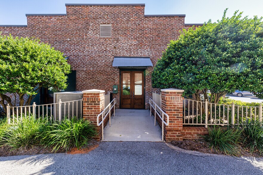 More Photos Of 601 S Palafox St, Pensacola Medical For Lease