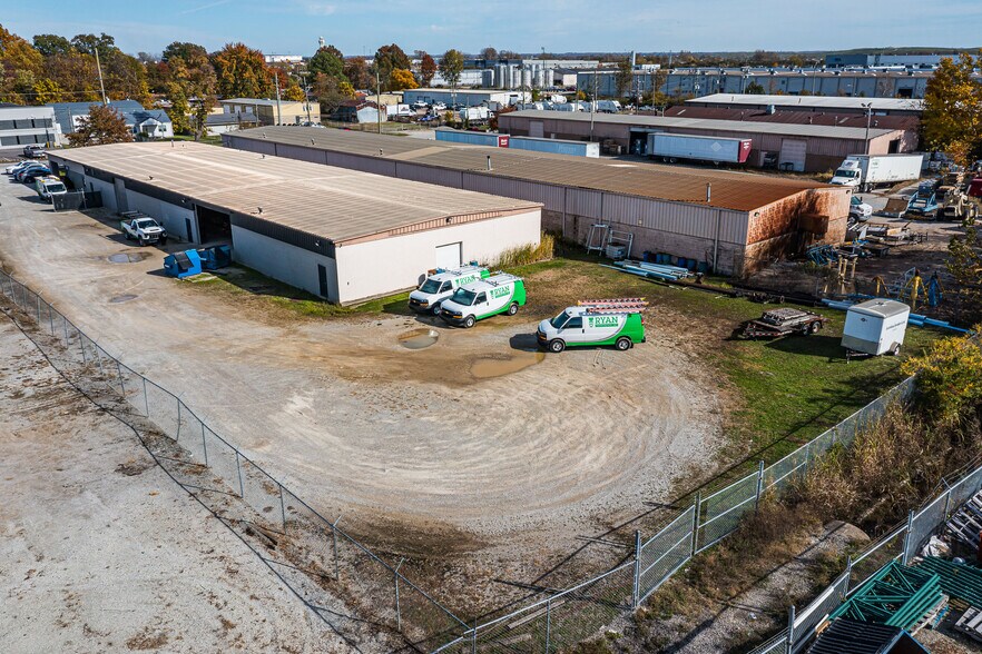 More Photos Of 450 Downes Ter, Louisville Warehouse For Sale