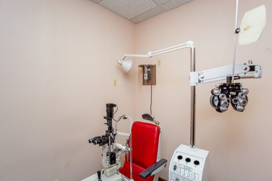 More Photos Of 329 Lincoln Hwy, Fairless Hills Warehouse For Sale