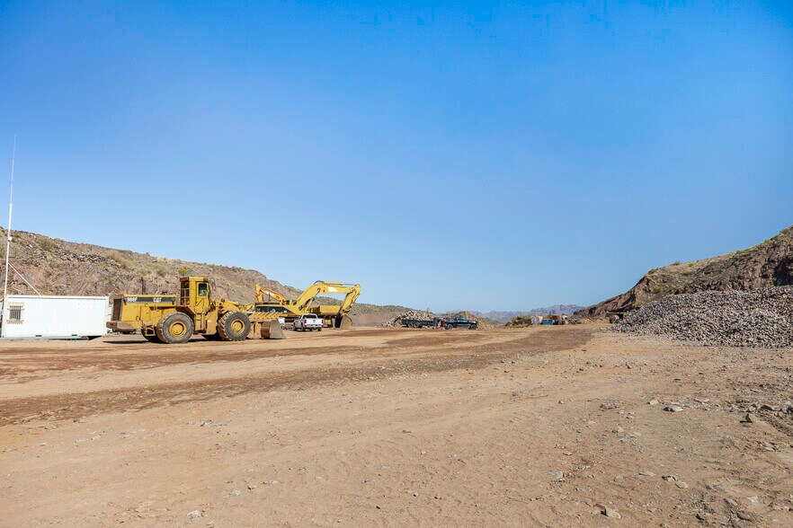 More Photos Of Hwy 60, Superior Land For Sale