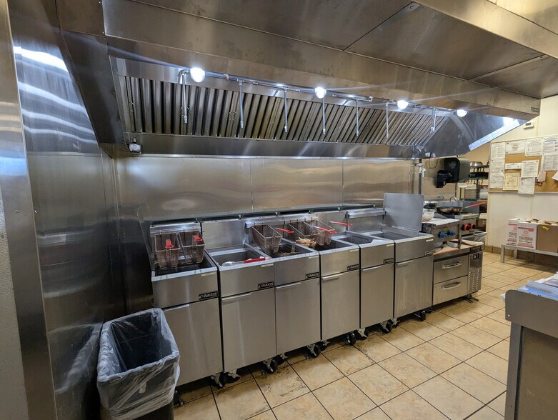 More Photos Of 954 E Altamonte Dr, Altamonte Springs Restaurant For Sale
