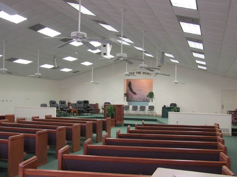 More Photos Of 1561 US Hwy 69 N, Woodville Religious Facility For Sale