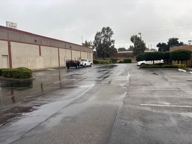 More Photos Of 3410 W Hammer Ln, Stockton Freestanding For Lease