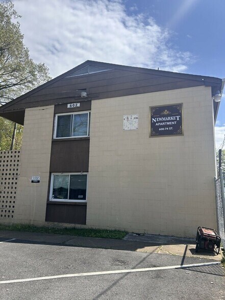 More Photos Of 600 74th St, Newport News Apartments For Sale