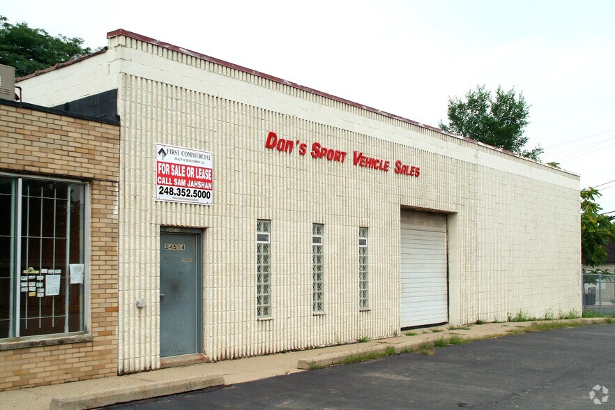More Photos Of 24514 W McNichols Rd, Detroit Auto Repair For Sale