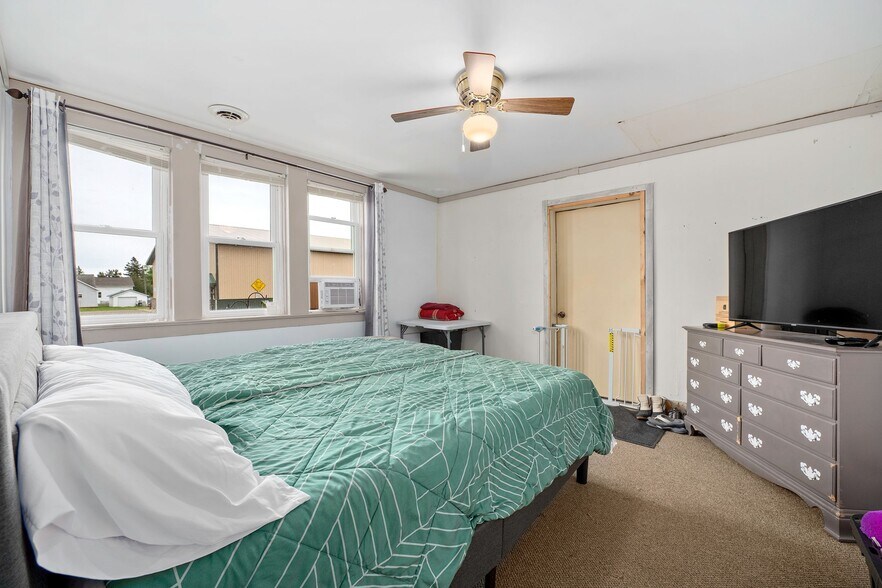 More Photos Of W10595 County Road K, Elcho Restaurant For Sale