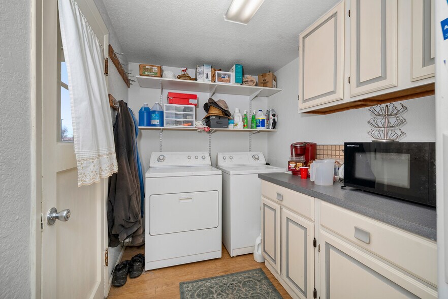 More Photos Of 19009 E Appleway Ave, Spokane Valley Auto Repair For Sale