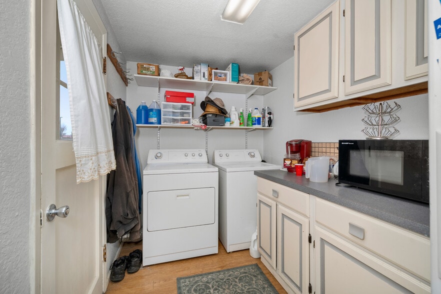 More Photos Of 19011 E Appleway Ave, Spokane Valley Auto Repair For Sale