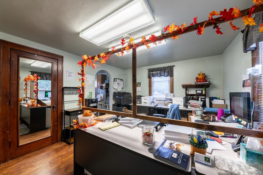 More Photos Of , Fairmont Unknown For Sale