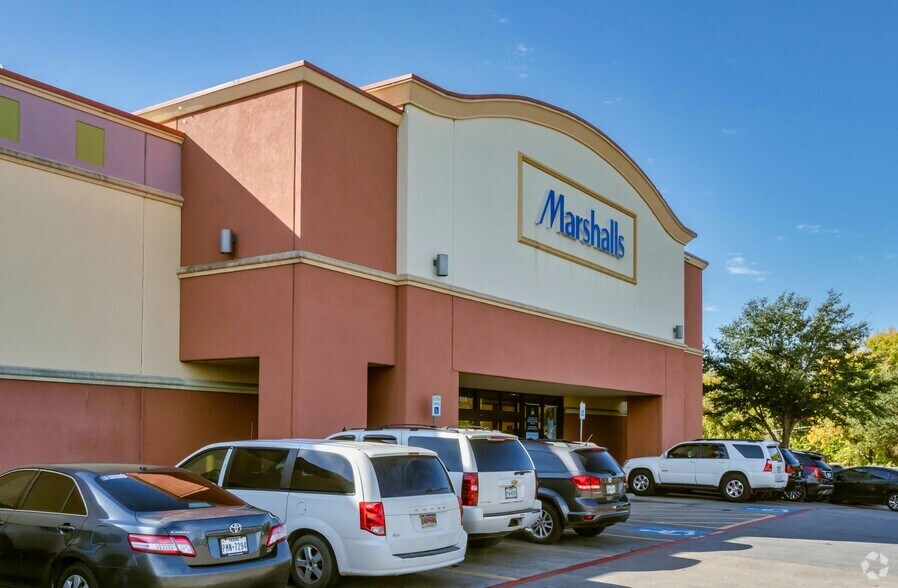 More Photos Of 3400 W Illinois Ave, Dallas Unknown For Sale