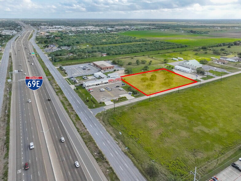 More Photos Of 801 Zillock Rd, San Benito Storefront For Lease