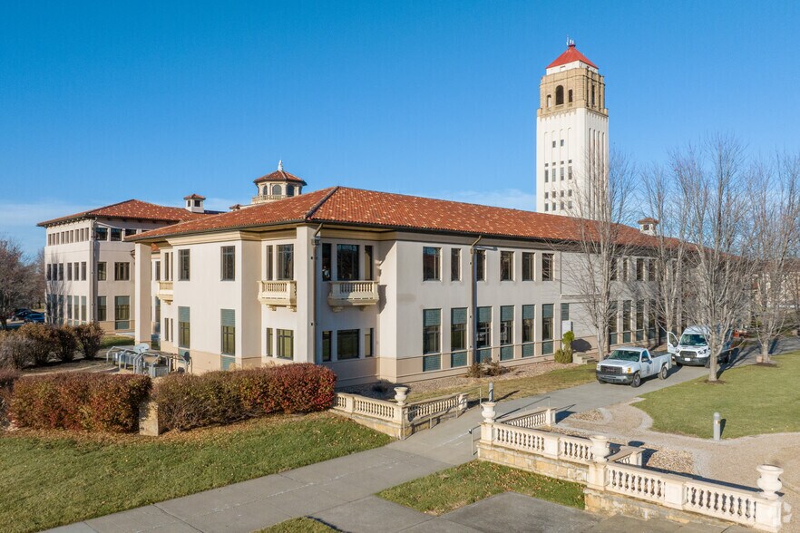 More Photos Of 200 Unity Cir, Lee's Summit Office For Lease