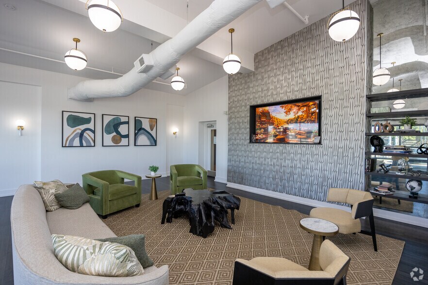 More Photos Of 6050 Roswell Rd NE, Sandy Springs Apartments For Lease
