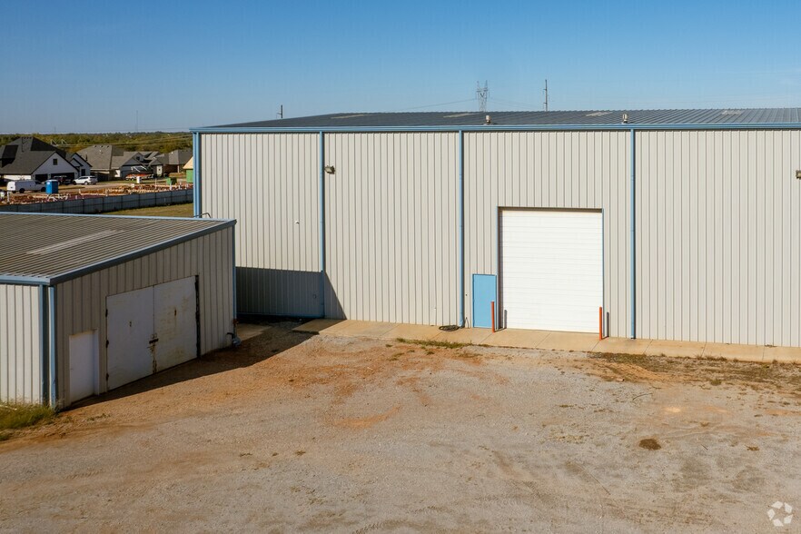 More Photos Of 6116 NW 178th St, Edmond Manufacturing For Lease