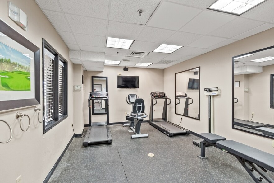 More Photos Of 1008 Sheppard Rd, Burkburnett Hotel For Sale