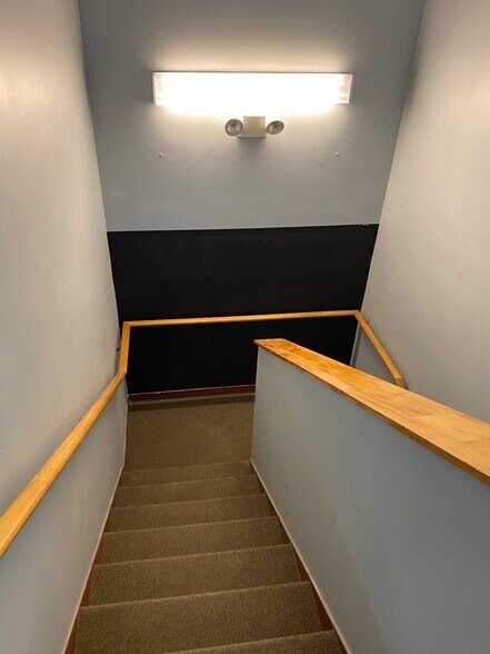 More Photos Of 6557 Hazeltine National Dr, Orlando Distribution For Lease