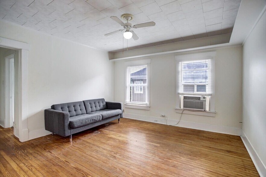 More Photos Of 1847 Harvard St, Houston Apartments For Sale