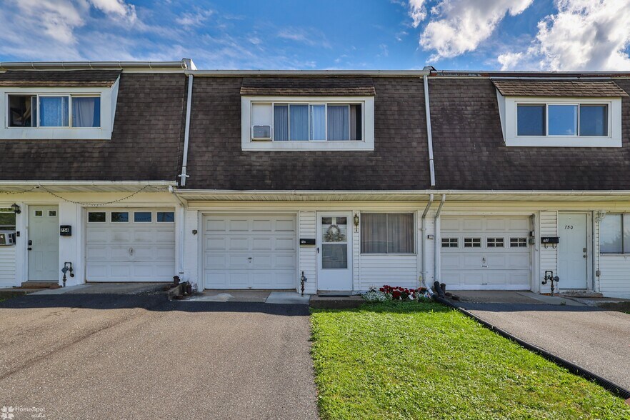 More Photos Of 752 E Green St, Allentown Apartments For Sale