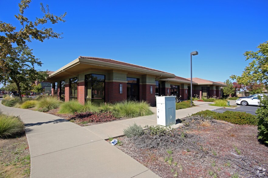 More Photos Of 6544 Lonetree Blvd, Rocklin Office For Sale