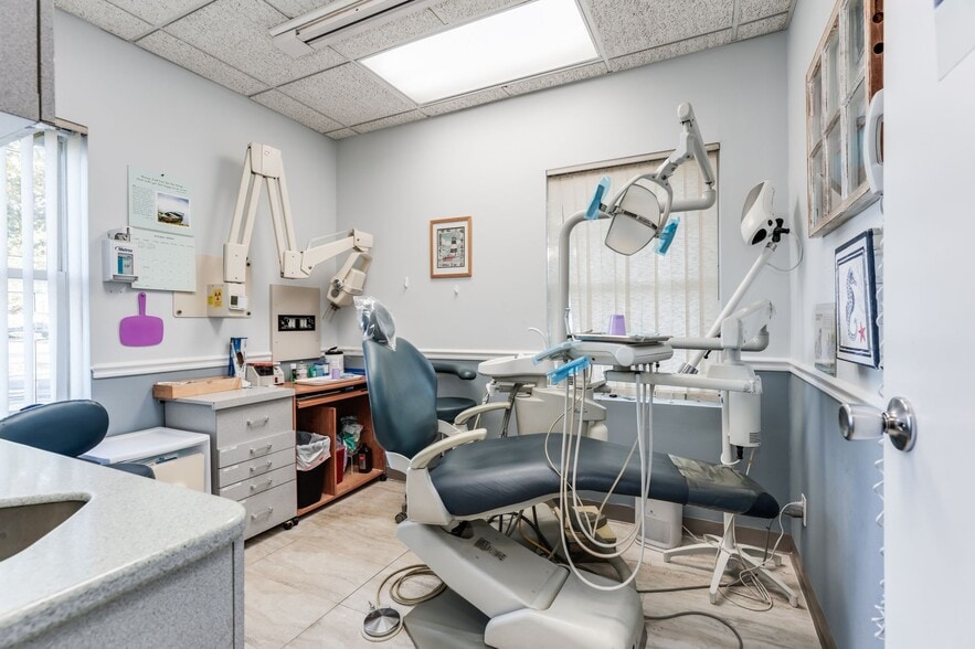 More Photos Of 2500 Nesconset Hwy, Stony Brook Medical For Sale