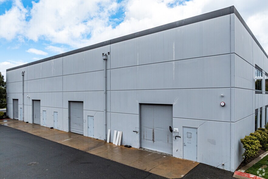 More Photos Of 641-671 Wald, Irvine Unknown For Lease