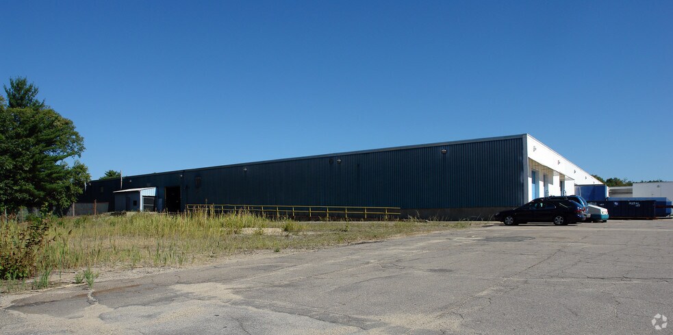 More Photos Of 100 Industrial Park Rd, Hingham Warehouse For Lease
