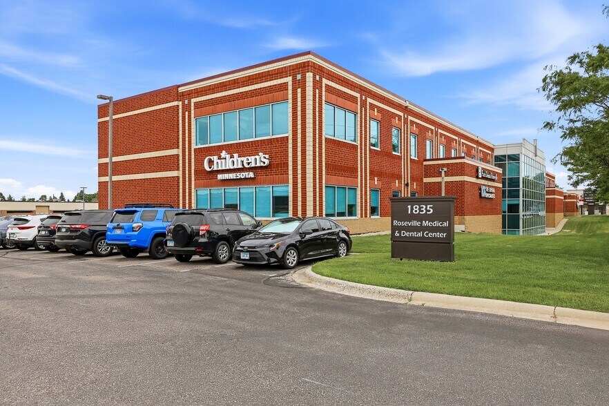 More Photos Of 1835 W County Road C, Roseville Medical For Lease