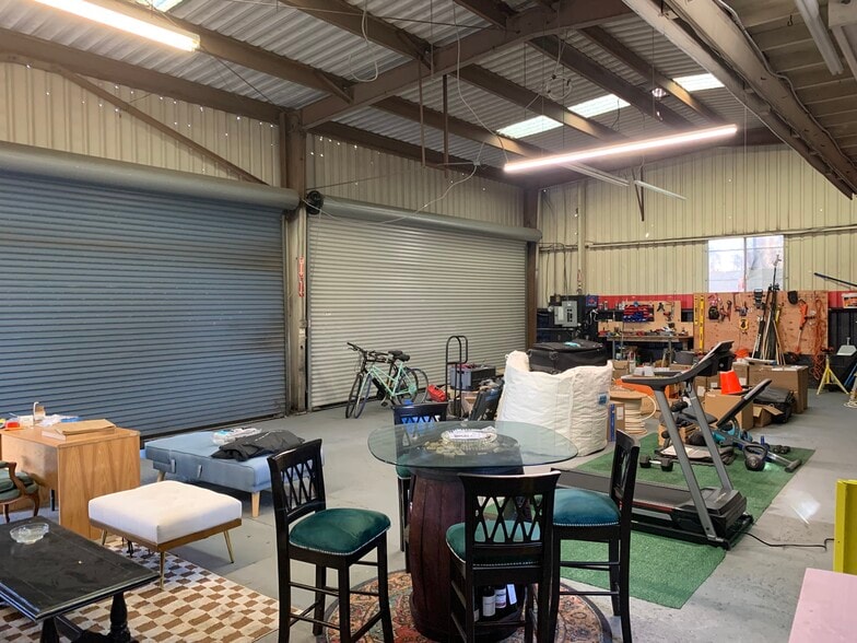 More Photos Of 765 17th St, San Diego Service For Sale